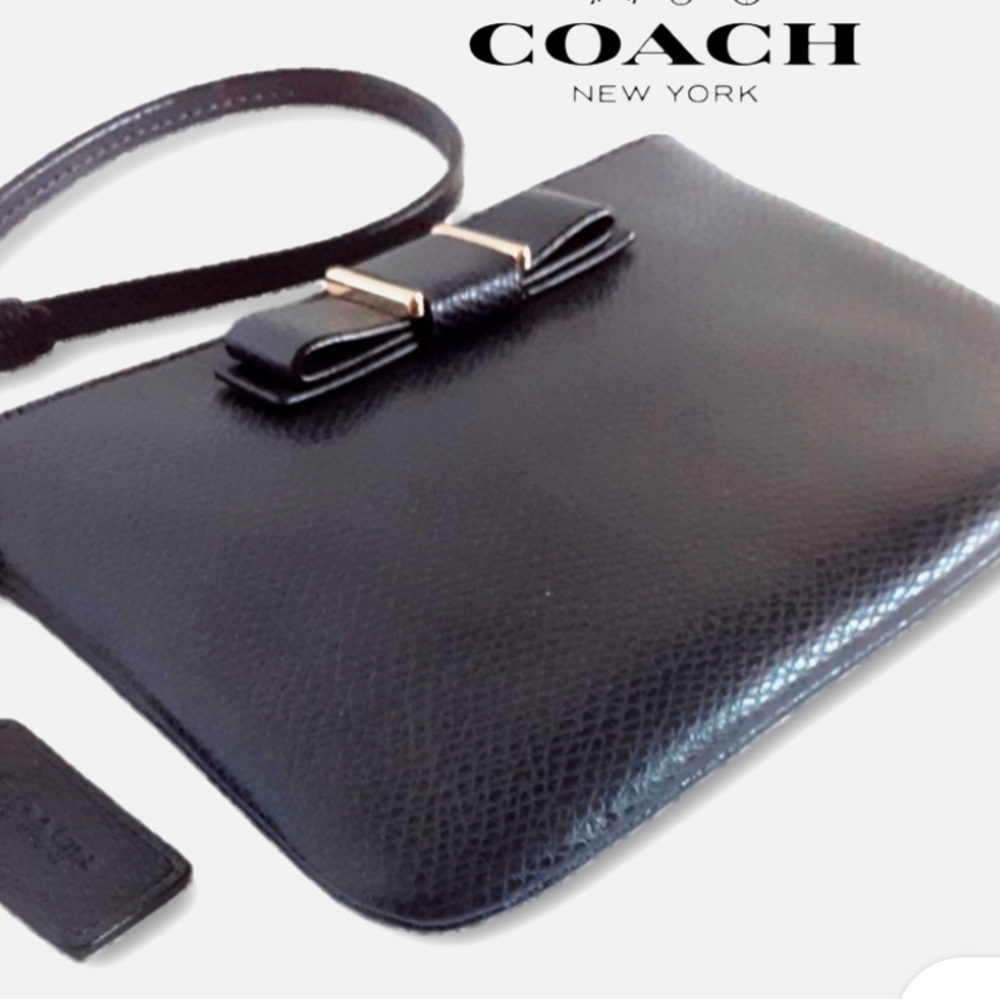 🖤 COACH BLACK DARCY SAFFIANO LEATHER BOW WRISTLET! - Picture 2 of 7